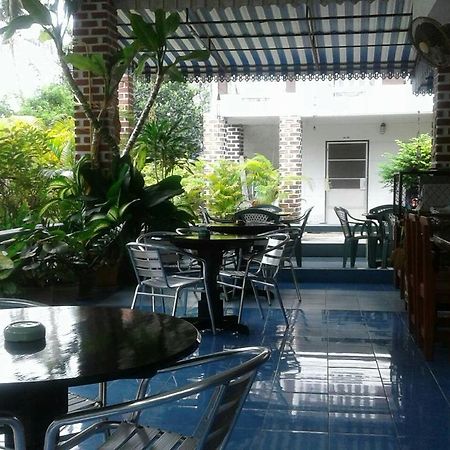 My Palace Inn 코팡안 외부 사진